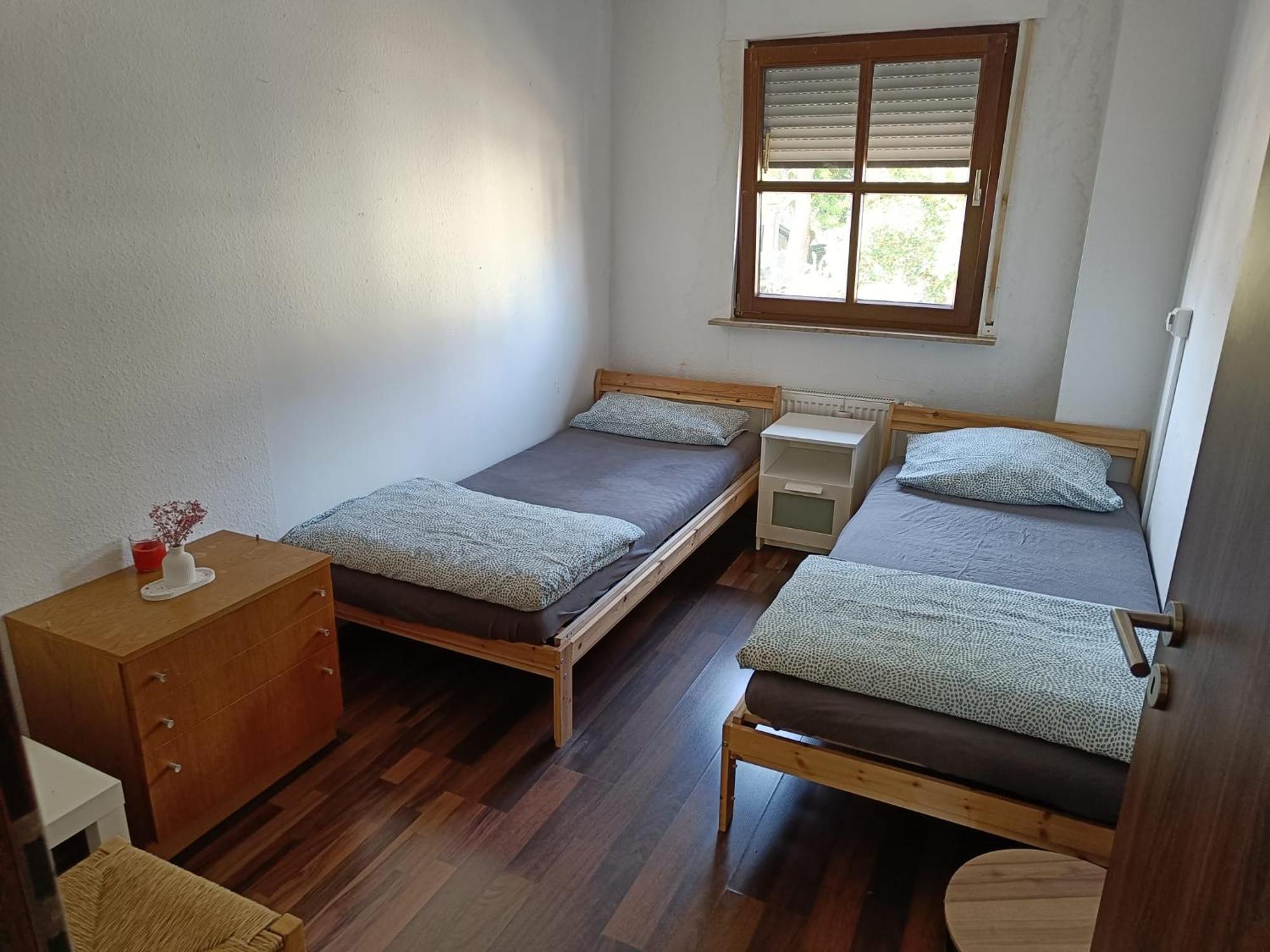 Ferienwohnung Mit 123Qm Fuer 8 Personen Mit Sehr Grossem Garten, Einfache Innen-Ausstattung Leipzig Exterior foto