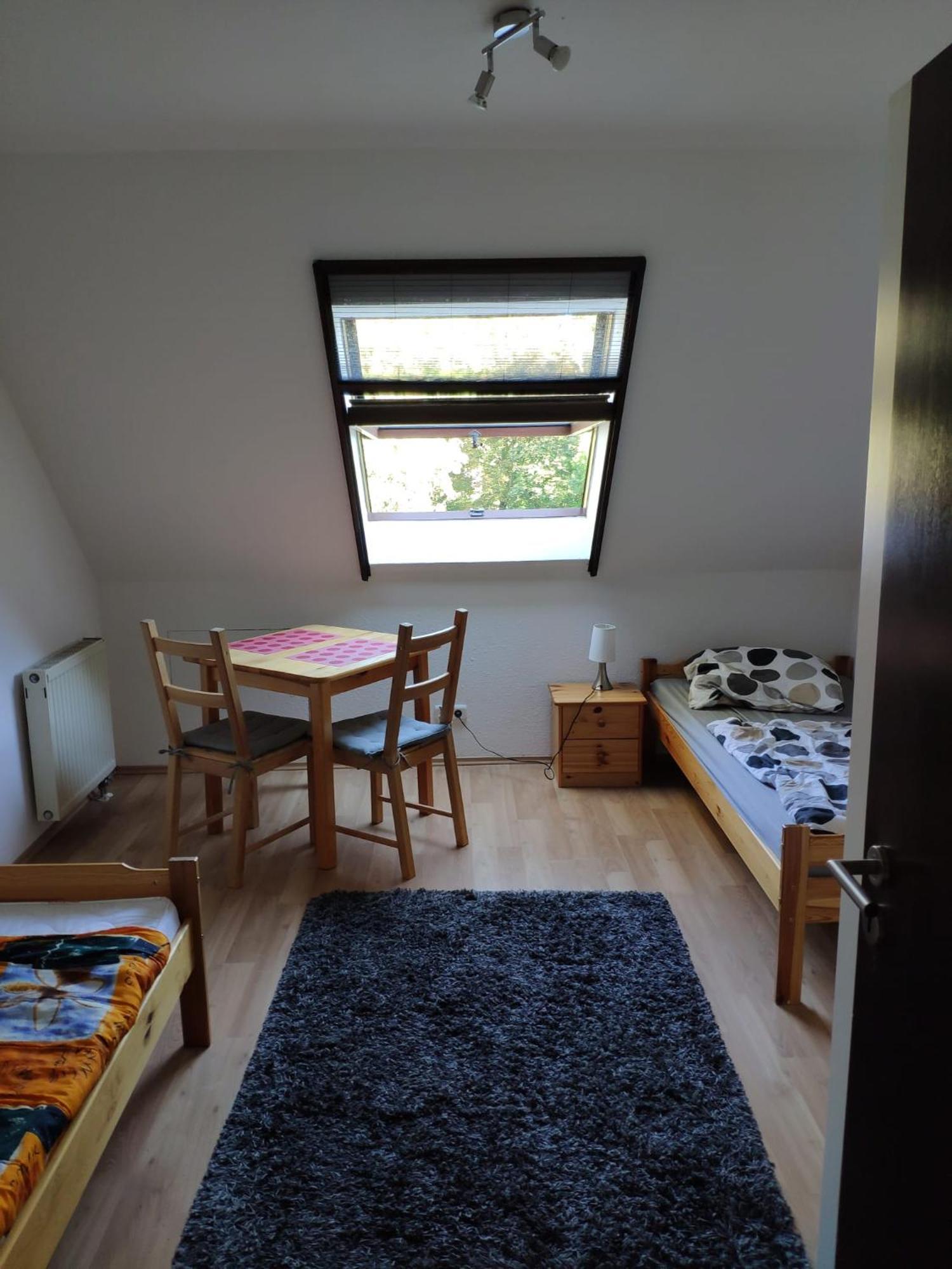 Ferienwohnung Mit 123Qm Fuer 8 Personen Mit Sehr Grossem Garten, Einfache Innen-Ausstattung Leipzig Exterior foto